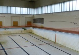 Swimming-pool