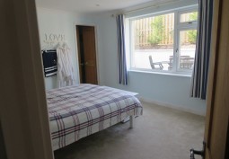Bedroom (Double)