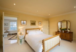 Bedroom (Double)
