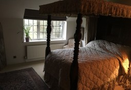 Bedroom (Double)
