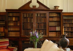 Library / Bookshop