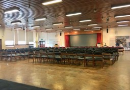 Hall, Sports Courts / Hall