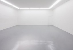 Warehouse (White), Gallery at White London Warehouse For Filming, London