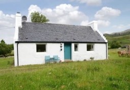 House / Cottage Exterior, Coronavirus-Friendly at Cottage In Scotland For Filming, Highlands