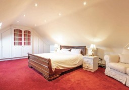 Bedroom (Double)