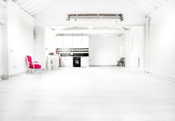 Studio, Coronavirus-Friendly