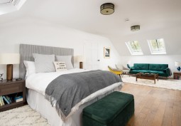 Bedroom (Double)