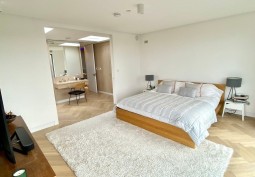 Bedroom (Master/En-Suite)