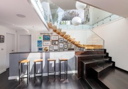 Stairway / Staircase, Bar (Home)