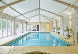 Swimming-pool