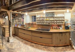 Kitchen (Wooden Units)