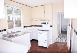 Kitchen, Kitchen (White units), Kitchen (Gas Hob)