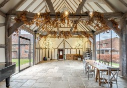 Barn