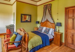 Bedroom (Double)
