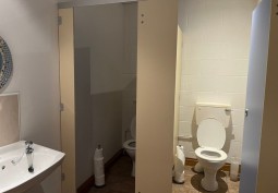 Toilet