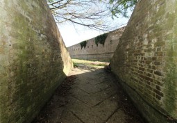 renovated = London: Derelict Fort With Bunkers For Filming, Kent
