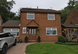 Exterior at Cul-de-Sac Home in Cardiff For Filming, Glamorgan