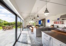 Diningroom, Kitchen (With Island), Kitchen (Coloured units), Kitchen With Table, Open-plan, Bi-Fold Doors
