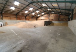 Barn