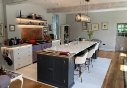Kitchen (With Island), Kitchen (Coloured units), Kitchen (Modern), Kitchen (Gas Hob)