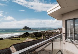 Sea / Beach View, Balcony