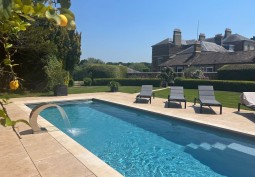 Swimming-pool