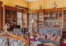Library / Bookshop