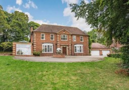Driveway, Coronavirus-Friendly at Stunning Detached Home For Filming, South Yorkshire