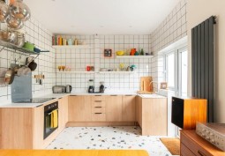 Kitchen (Wooden Units), Kitchen (Modern), Kitchen With Table, Kitchen (Electric/Induction Hob) at Bright Victorian Terrace For Filming, Bristol