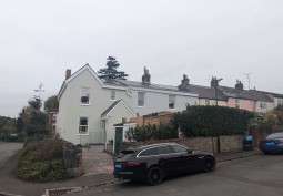 Coronavirus-Friendly at End Of Terrace Home For Filming, Bristol