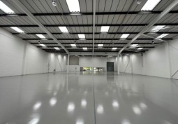 Warehouse (Light)