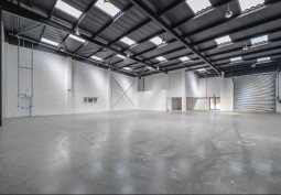 Warehouse (Light)