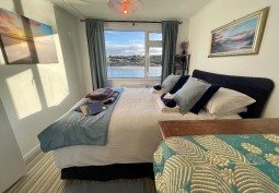 Bedroom (Double)