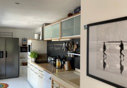 Kitchen (Cream or White units), Kitchen (Modern)
