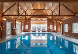 Swimming-pool