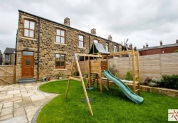 Coronavirus-Friendly at Victorian End Terrace For Filming, West Yorkshire