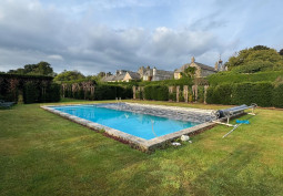 Swimming-pool