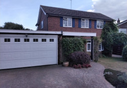 Driveway, Garage (Double), Coronavirus-Friendly