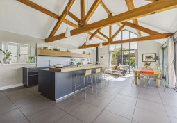 Kitchen (With Island), Kitchen (Coloured units), Kitchen (Modern), Kitchen With Table, Open-plan, Kitchen (2 Kitchens), Kitchen (Electric/Induction Hob)