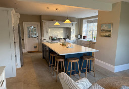 Kitchen (With Island), Kitchen (Coloured units), Kitchen (Modern), Kitchen (Electric/Induction Hob)