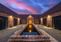 Exterior, Lake / Pond, Courtyard, entrance
