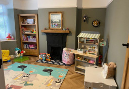 Livingroom, Play Area, Fireplace