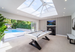 Swimming-pool, Billiards / Pool Room, Skylight