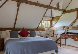 Bedroom (Double)