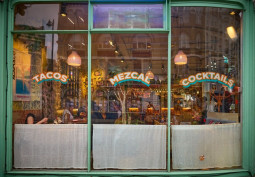 Exterior, Restaurant, Pub / Bar