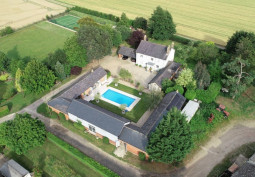 Exterior, Swimming-pool, House / Cottage Exterior, Outbuildings, Field (Farmland)