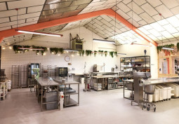 Industrial, Commercial Kitchen