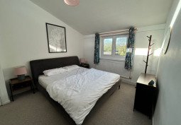 Bedroom (Double)