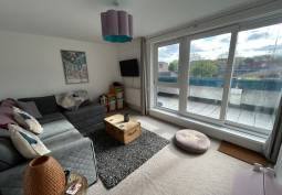Livingroom, Balcony, Flats / Appartments