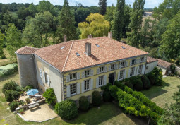 Exterior, Villa